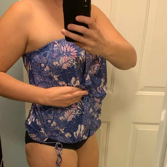 Gap Maternity Two-Piece Swimsuit - Picture 4 of 8